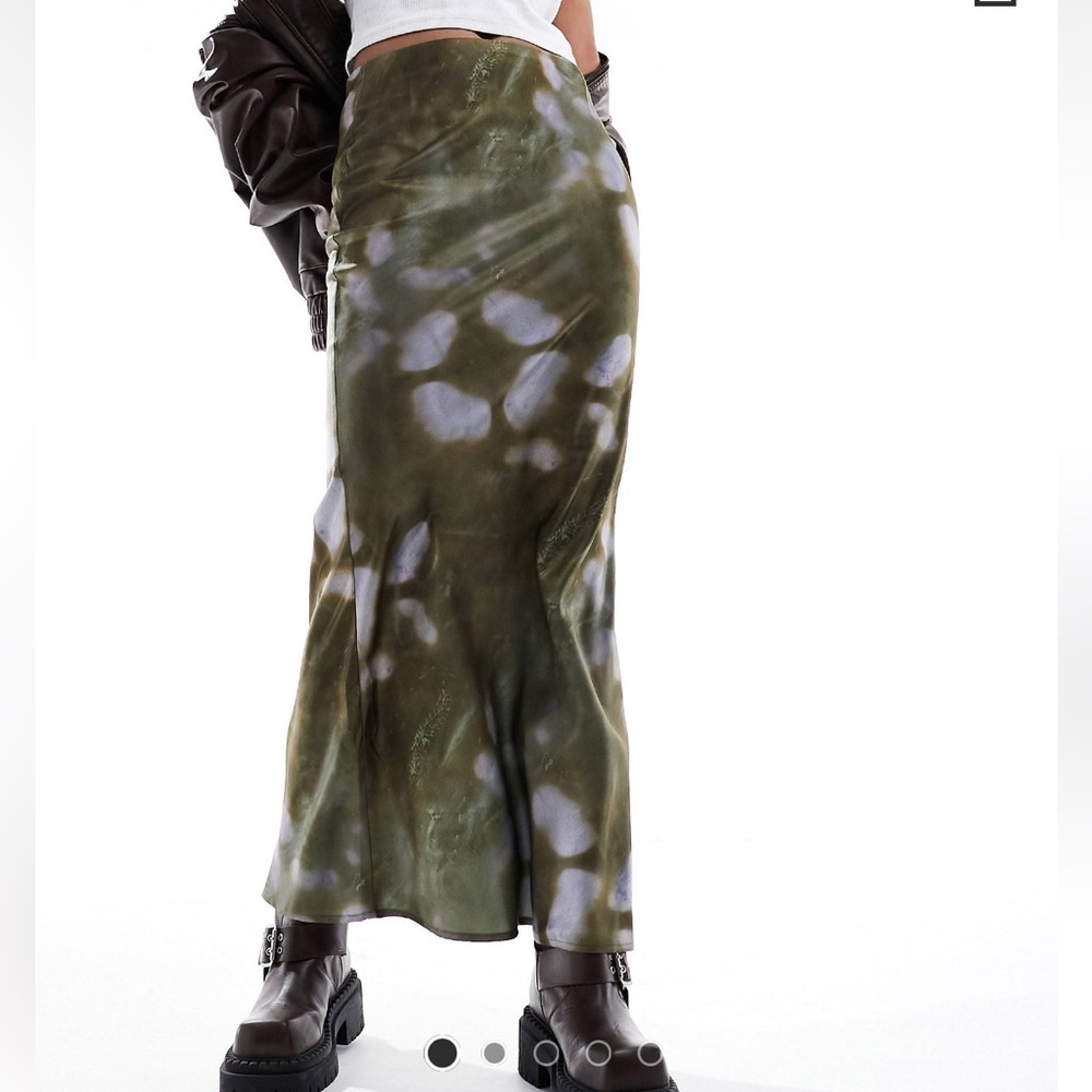 COLLUSION Satin Slip Maxi Skirt “tie dye”